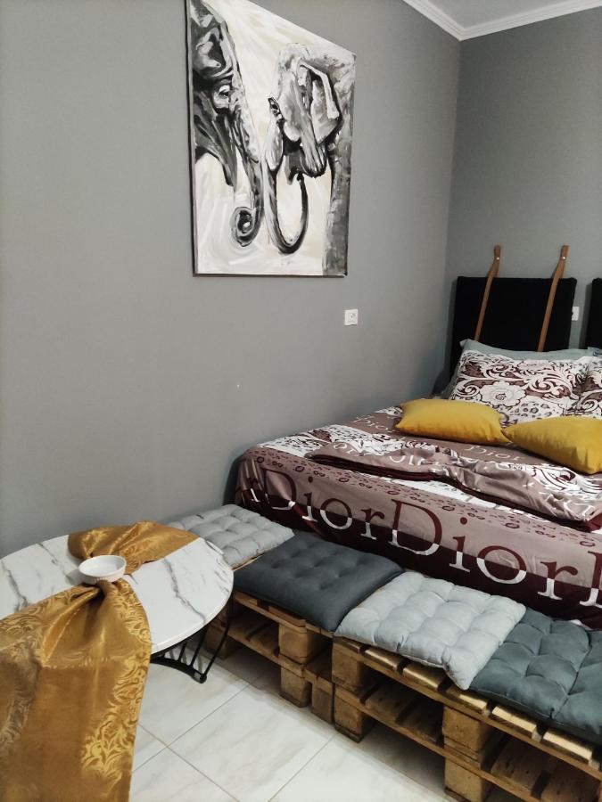 Koa Studio 1 Korce Bagian luar foto