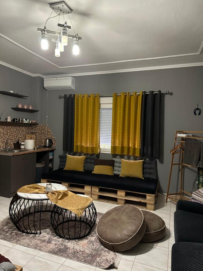 Koa Studio 1 Korce Bagian luar foto