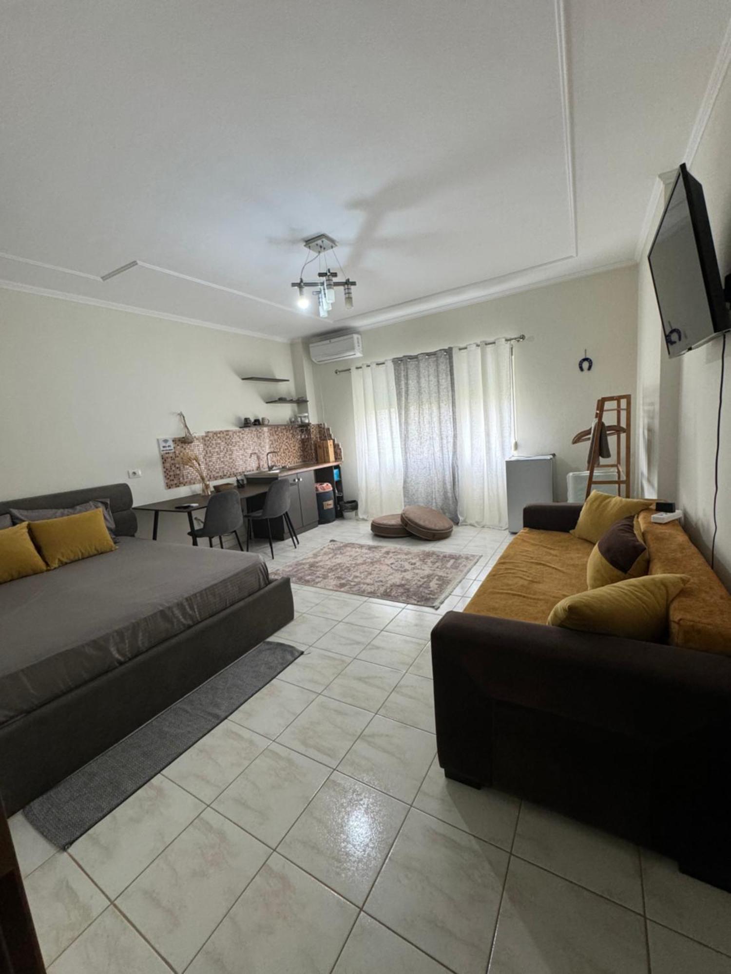 Koa Studio 1 Korce Bagian luar foto